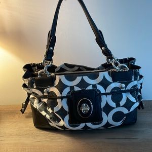 Authentic Never Worn Vintage Coach Purse